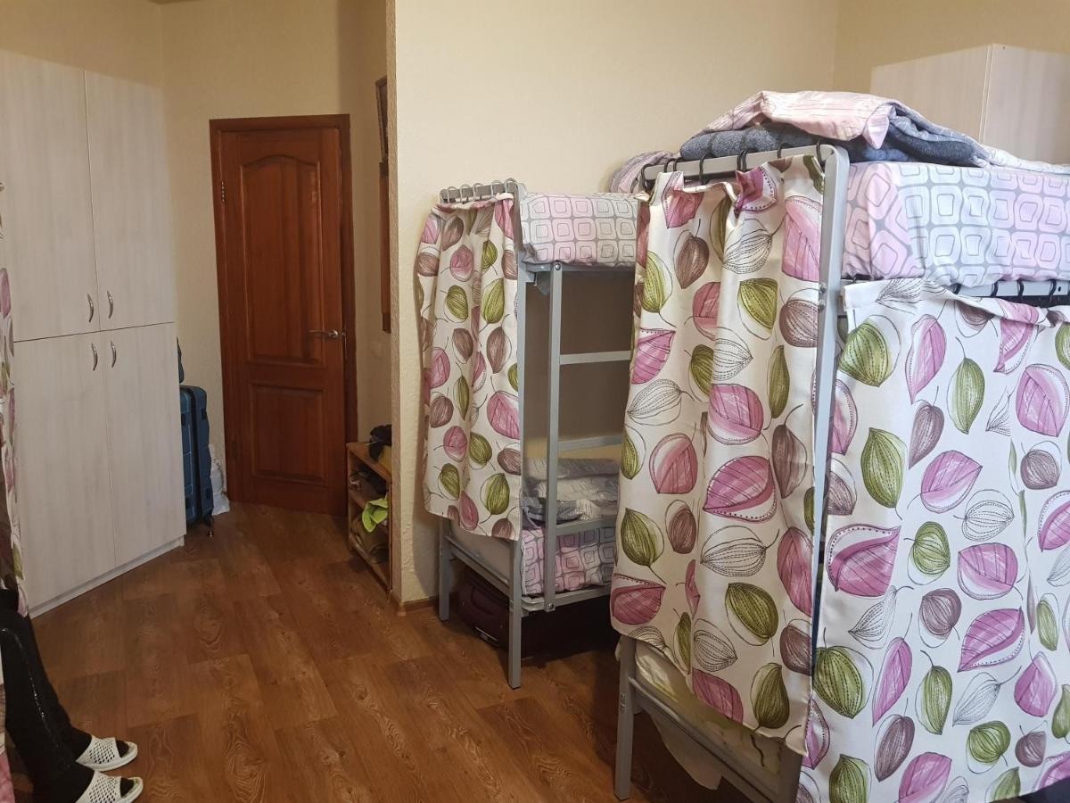 Saperka Hostel Kiev Buitenkant foto